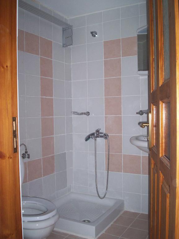 Old House Apartamento Paradeísion Quarto foto